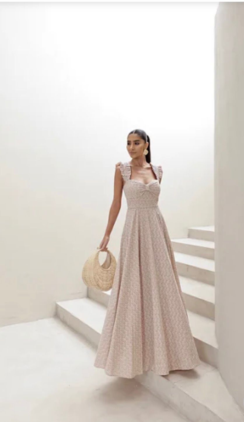 Vestido Longo em Laise Babados Beje