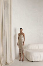 Vestido Midi Tule Bordado Dourado